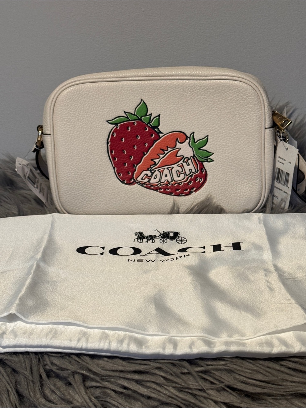 🍓 Coach PT Jamie 32977 Strawberry Crossbody Bag White